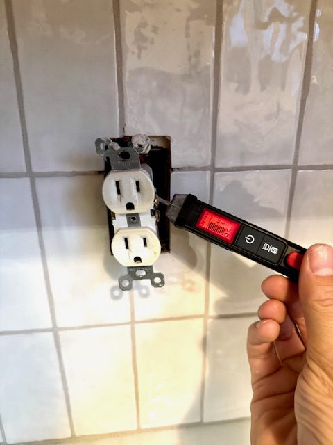 replace electerical outlet