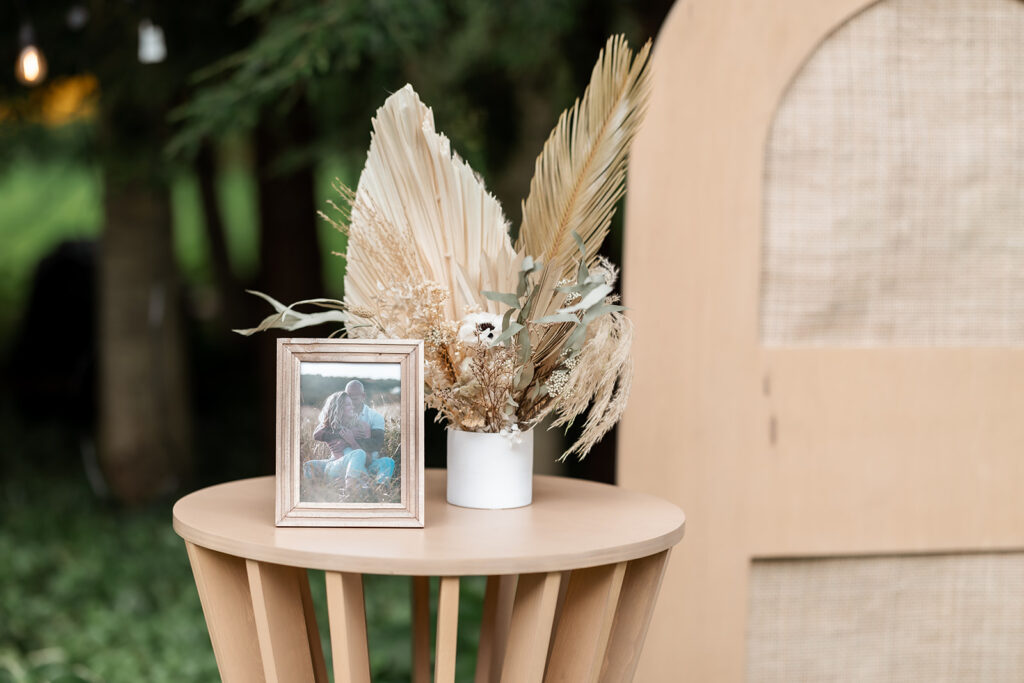 backyard wedding neutral decor ideas