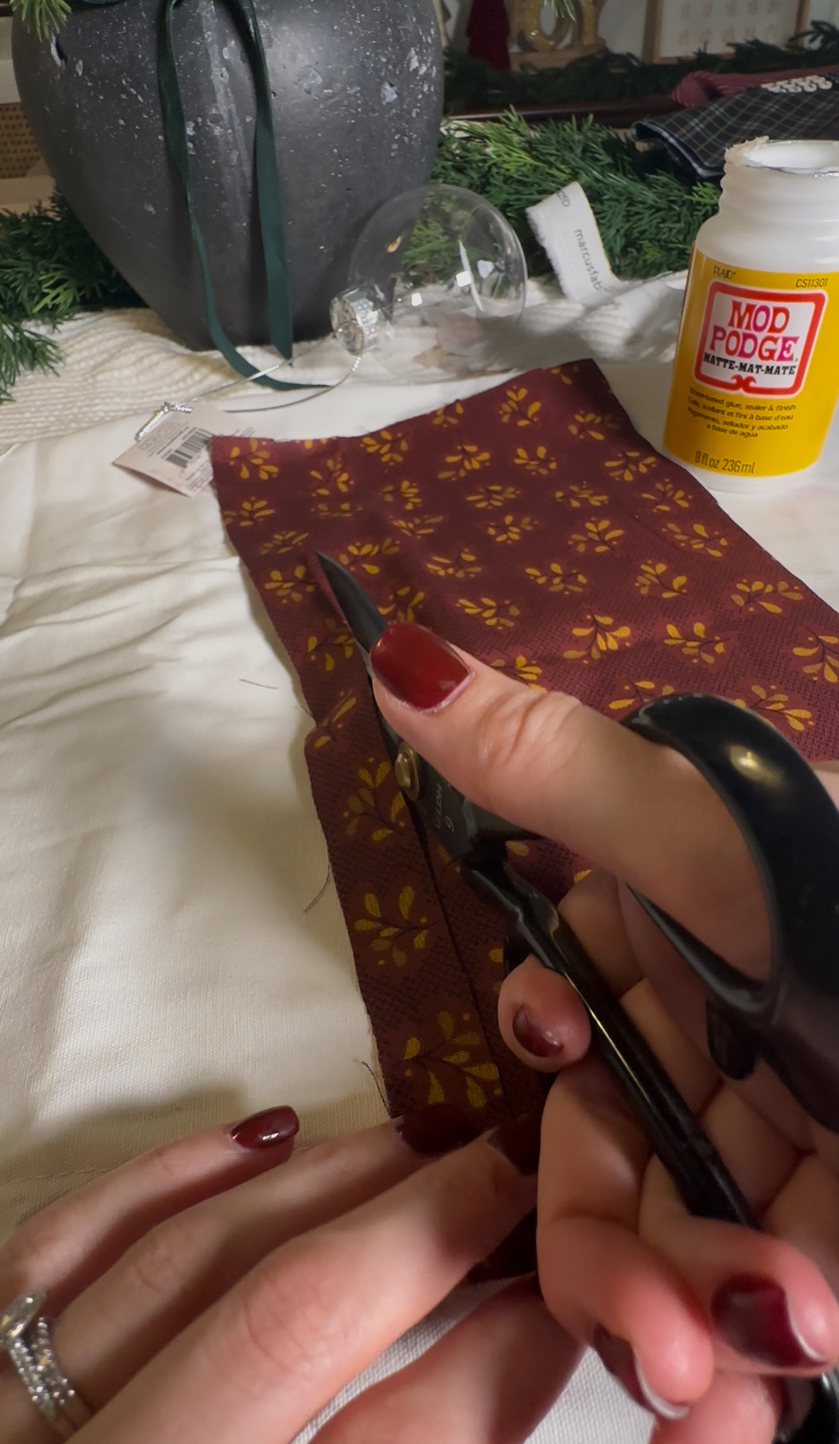 diy decoupage christmas ornaments