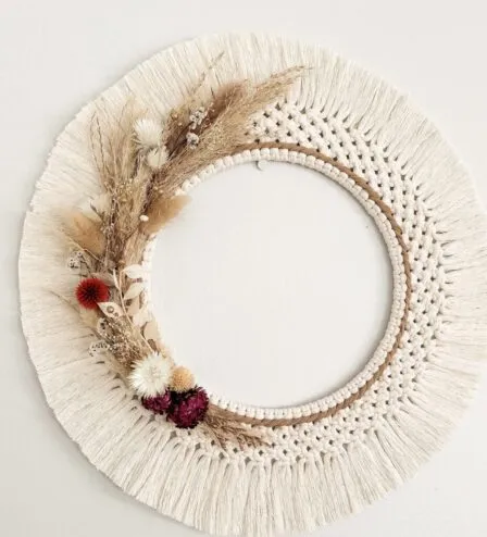macrame wreath DIY tutorial, how to make a macrame spring wreath