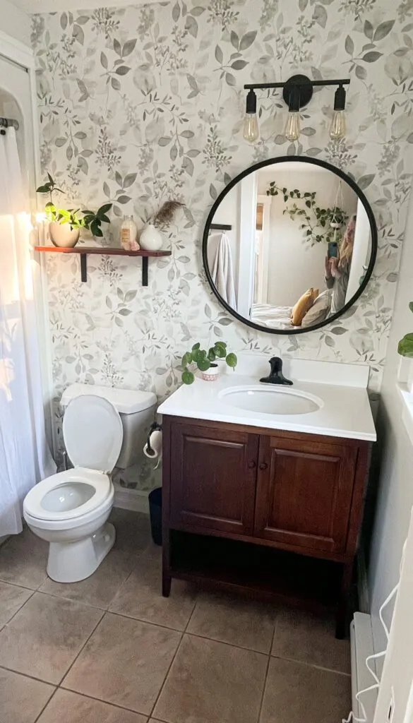 bathroom- declutter your home