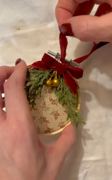 diy embroidery hoop ornaments