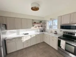ZELLIGE TILE BACKSPLASH, hidden cabinet hinges