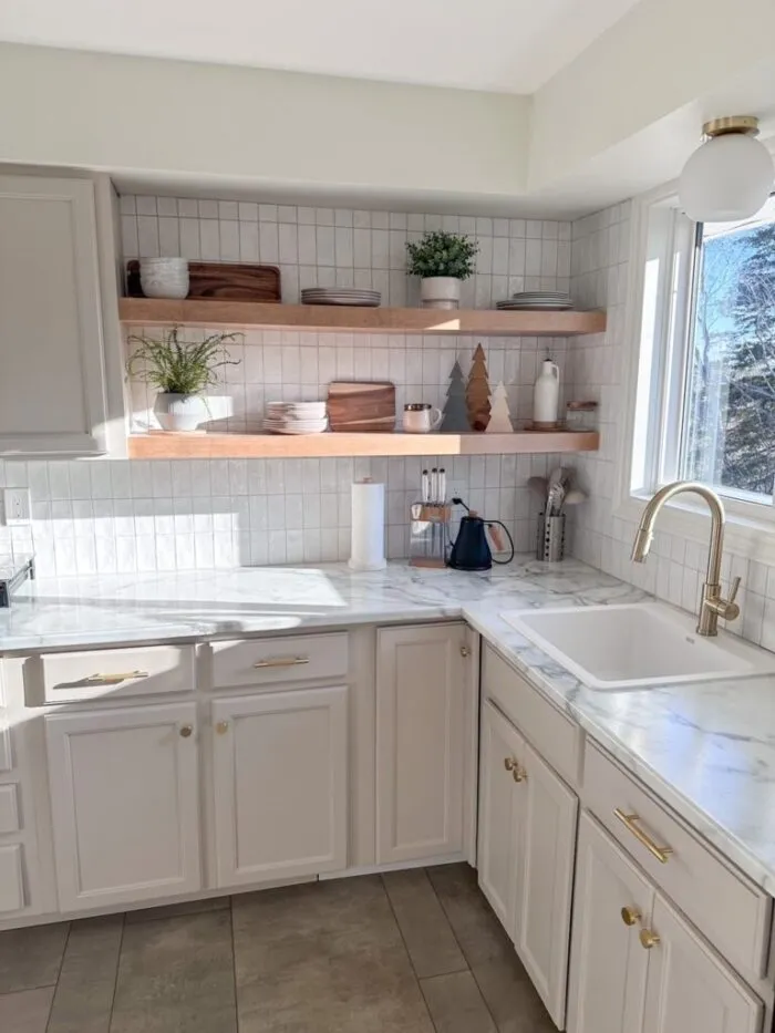 KITCHENN BACKSPLASH TILES IDEAS