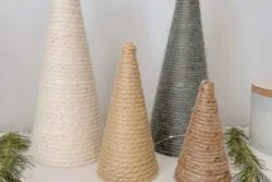 DIY Christmas yarn tree sets