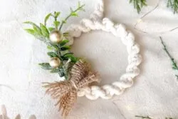 diy mini wreath christmas ornament